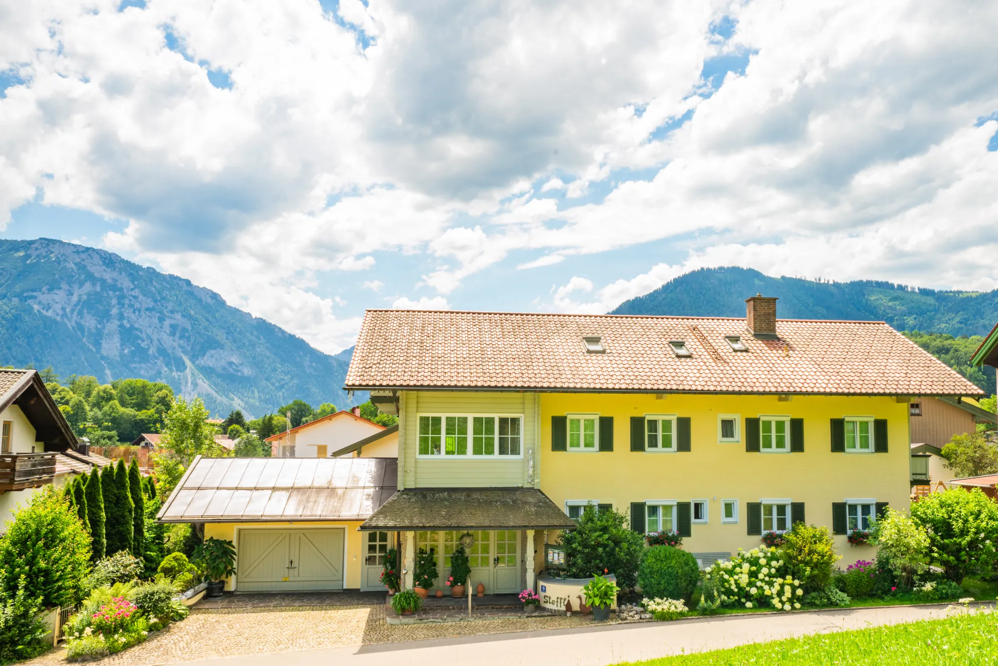 <p>Inmitten der Chiemgauer Alpen</p>